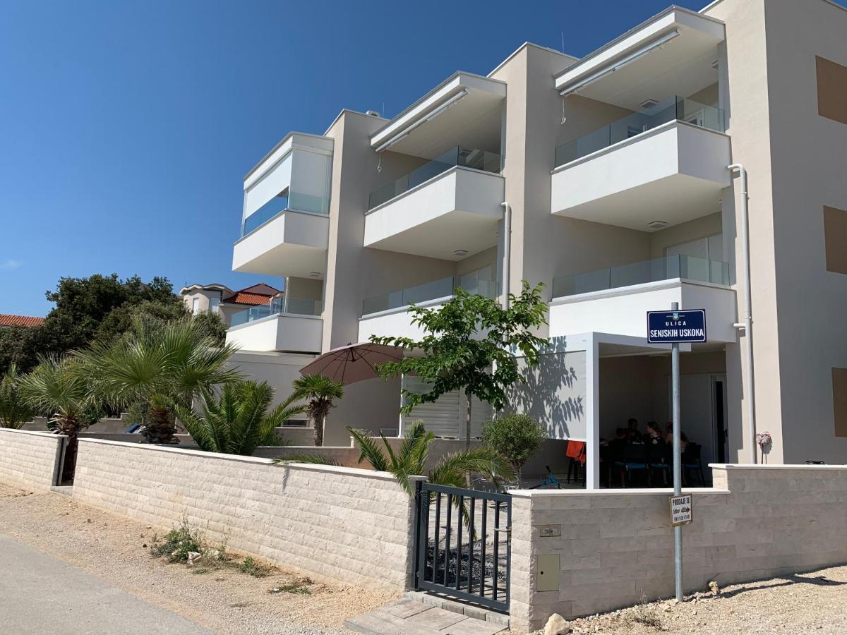 Apartment Garden Mandre Exterior foto
