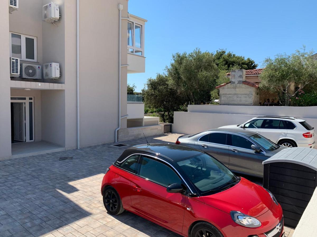 Apartment Garden Mandre Exterior foto